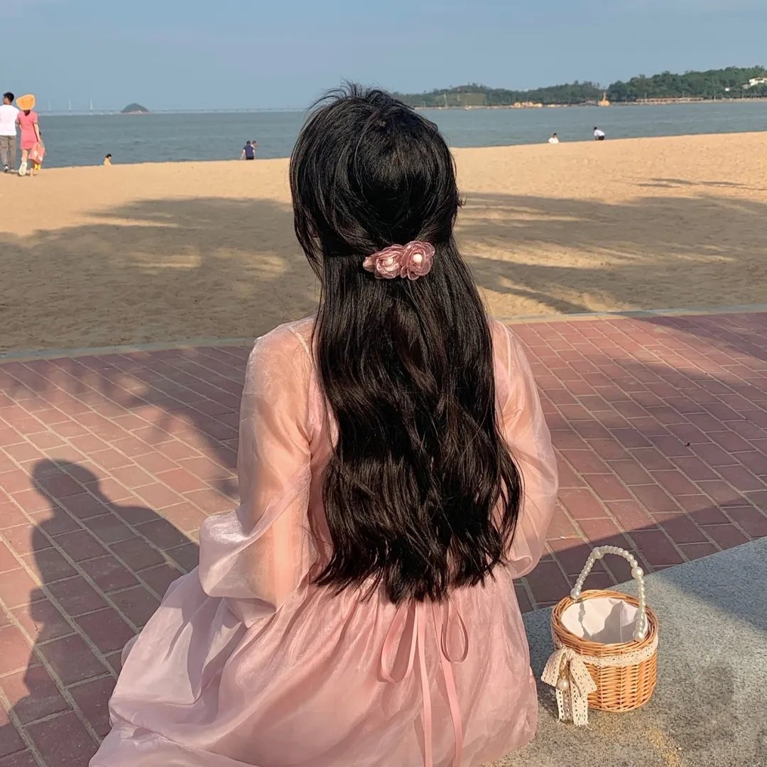 小镇疑云